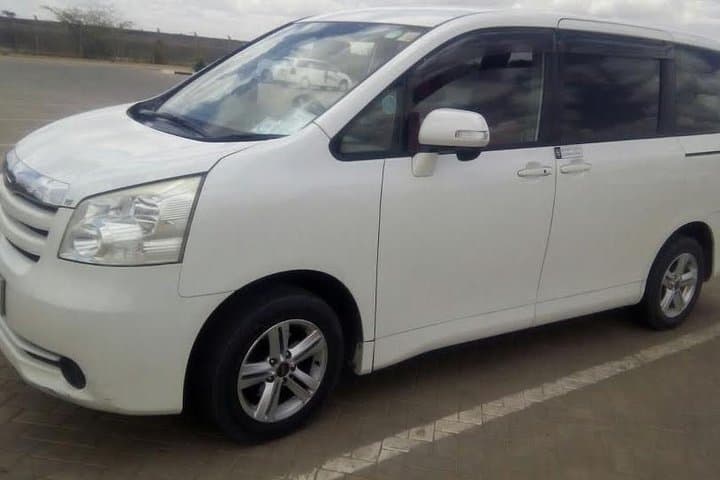 Safe Private Airport transfer in Nairobi