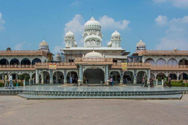 Templos de Agra y sitios espirituales Tour privado de 6 horas
