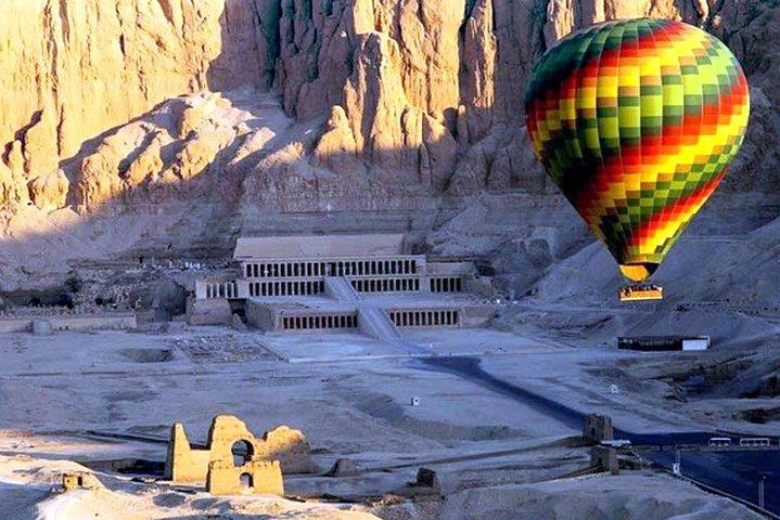 Hot Air Balloon Experience Over Luxor Sky