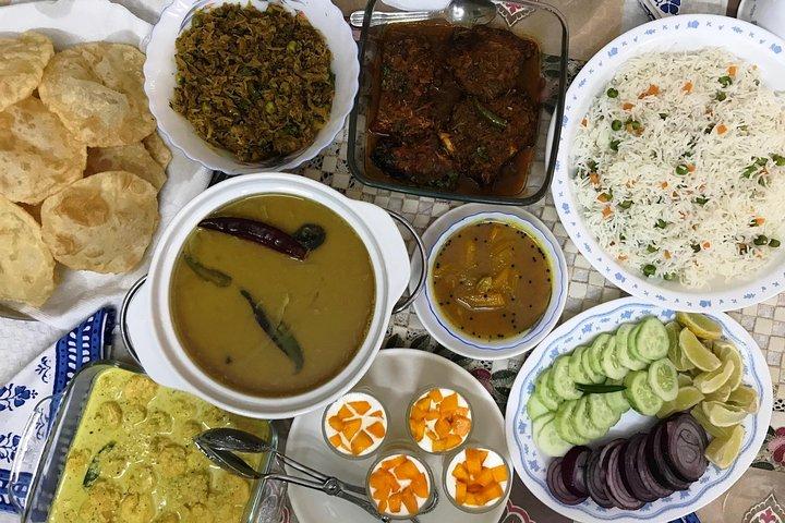 Authentic Bengali Cooking Class in a Local Kolkata Home