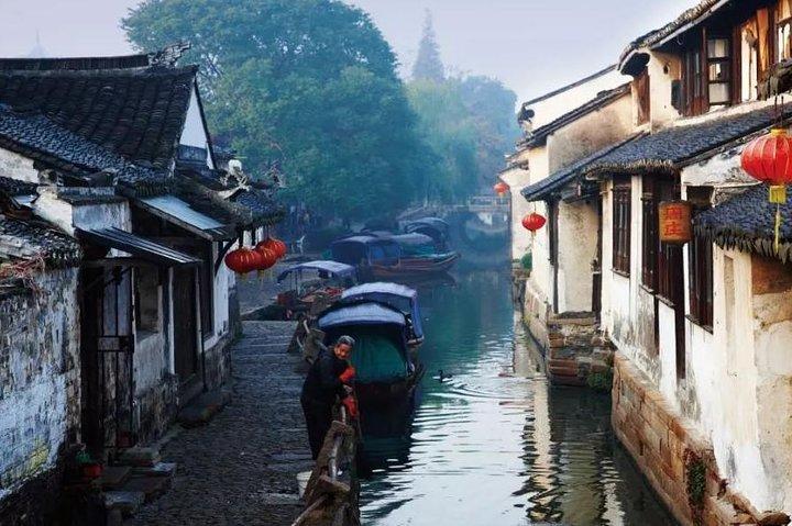 Zhouzhuang Water Town Tour