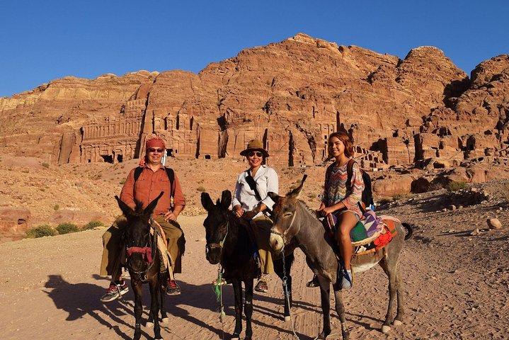 Day Tour a Petra do Mar Morto com almoço