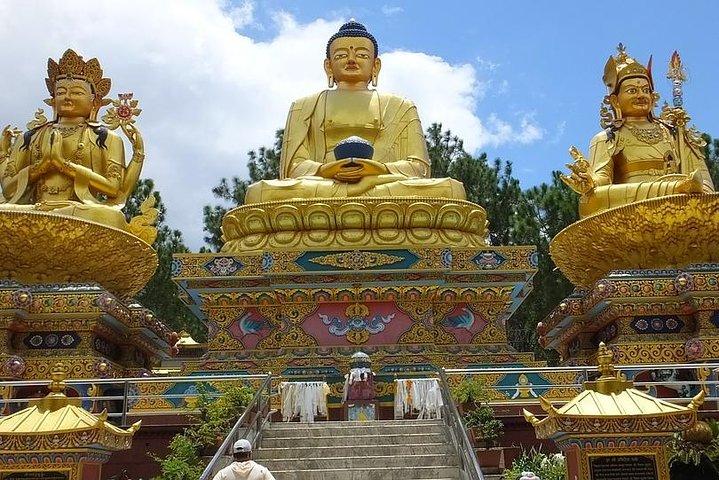 カトマンズ、パタン、バクタプル観光4日間(ナガルコット旅行)