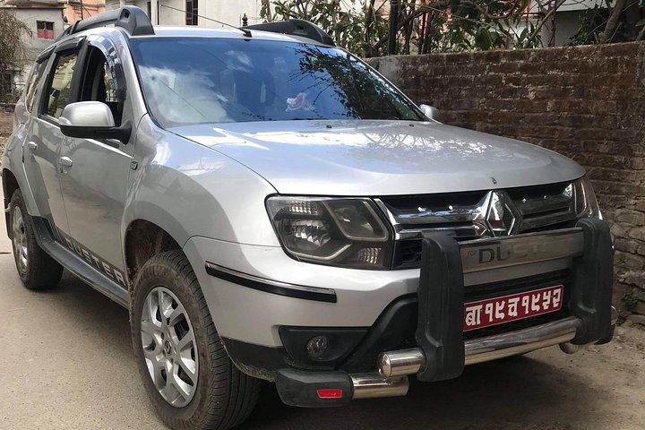 Trasferimento da Kathmandu a Chitwan con auto privata di lusso