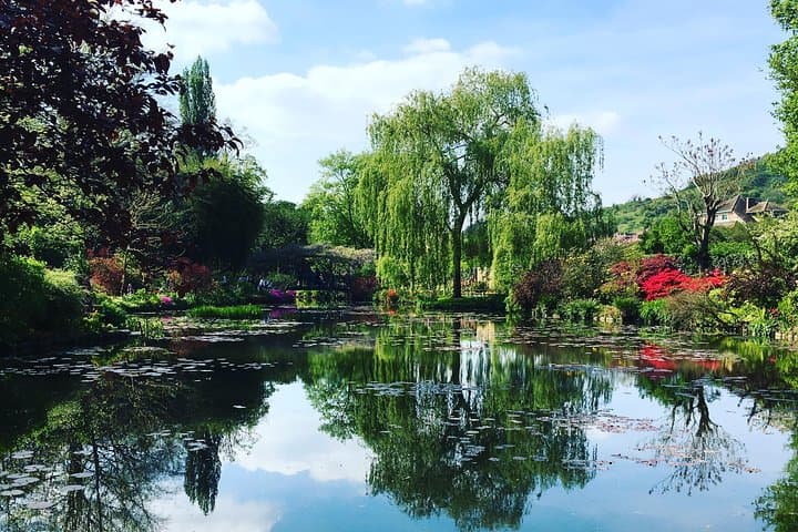 Giverny Private Trip with Monet's House, Gardens & Impressionism Museum