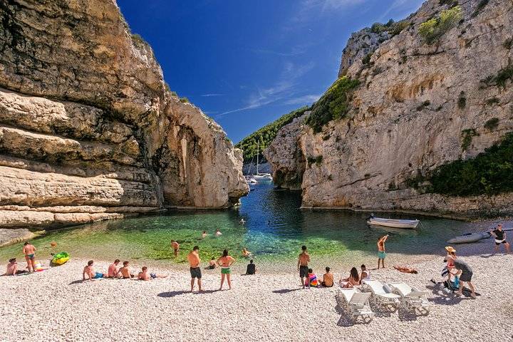 Pakleni Islands, Hvar
