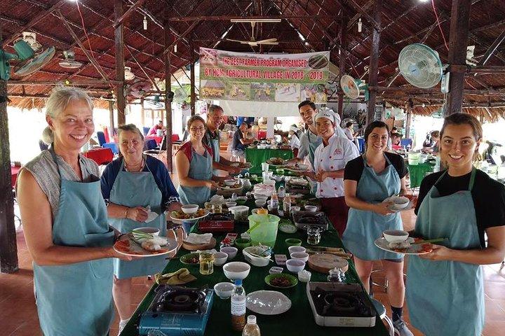 Fazenda exclusiva para a aula de culinária de mesa em Saigon