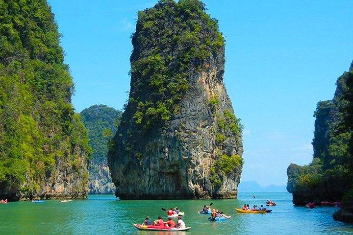 Giro in canoa della grande barca di Phang Nga Bay