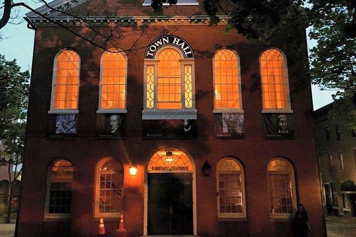 The Official "Hocus Pocus" Movie Locations Tour of Salem