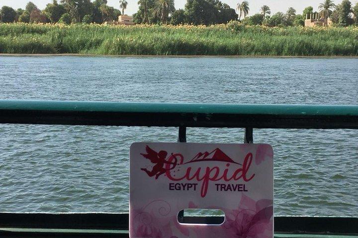 Goditi una crociera di 4 giorni sul Nilo con giro in mongolfiera e Abu Simbel da Assuan