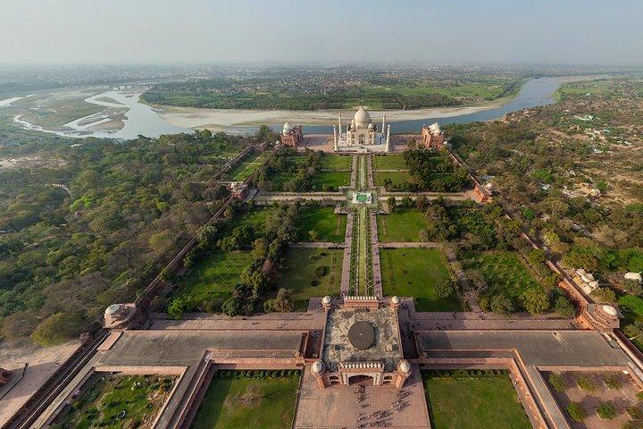 Delhi ad Agra e Taj Mahal al Sunrise Day Trip