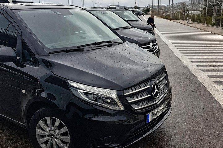 Privater Transfer von/nach Athen City nach/von Piräus
