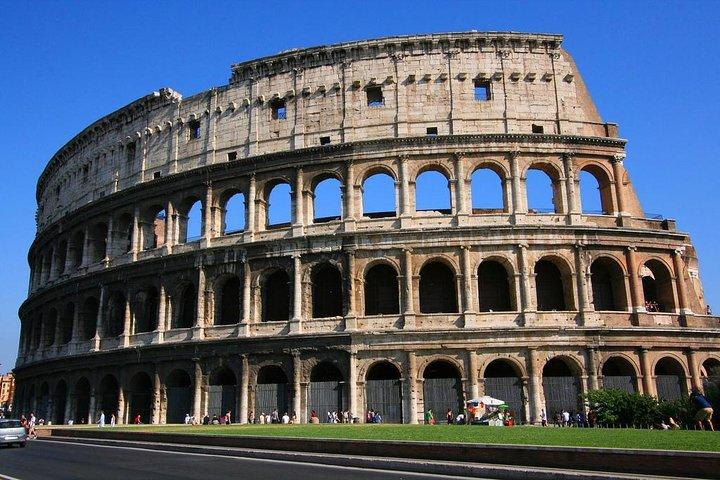 Tour privato della città di 4 ore del Colosseo e Roma
