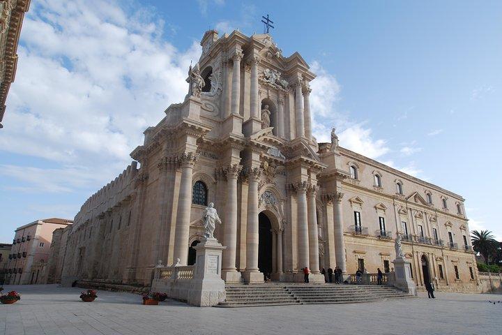 Siciliaanse kustexcursie Syracuse en Noto privévoertuig
