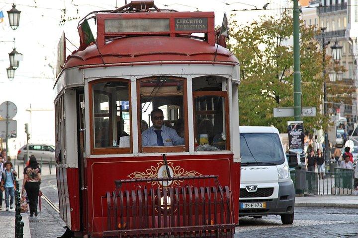 6 - Day Porto, Coimbra, Fatima, Lissabon & Madrid