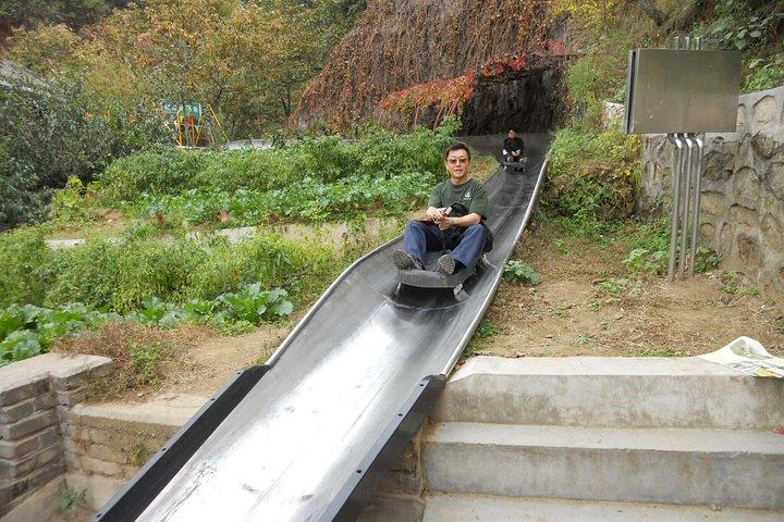 天津海岸小旅行:英語を話すドライバーとのMutianyu万里の長城旅行