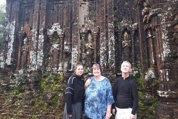 MY SON SUNRISE TOURで混雑を避け、HOI ANまたはDANANG CITYから素敵な写真を撮りましょう
