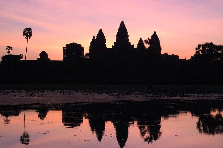 Excursión privada VIP privada de Angkor Wat al amanecer privado