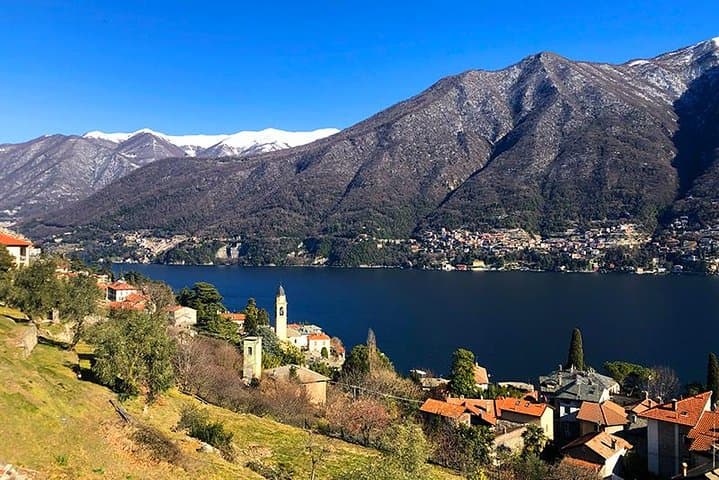 E-Bike tour Lake Como view and Swiss vineyards
