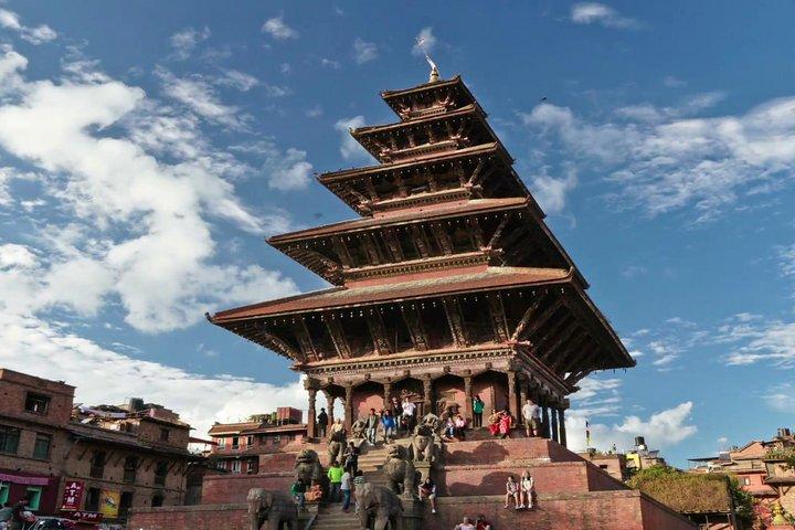 バクタプル、チャングナラヤン寺院、ナガルコットの丘