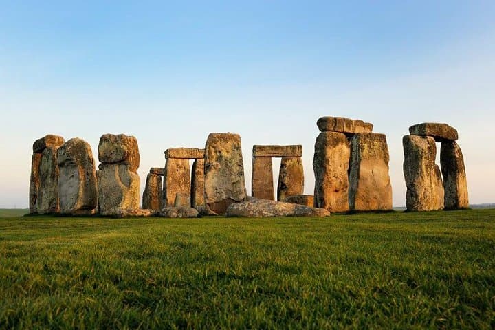 Extended visit: Windsor Castle & Stonehenge