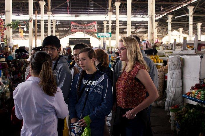 Private Tour: Cusco City Sightseeing einschließlich San Pedro Market und archäologischen Stätten