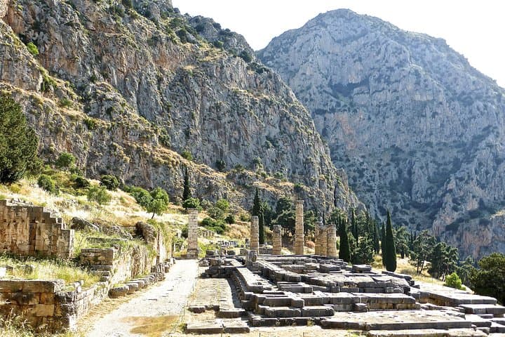 Private Tour: Delphi Day Trip from Athens Including wonderful local Lunch