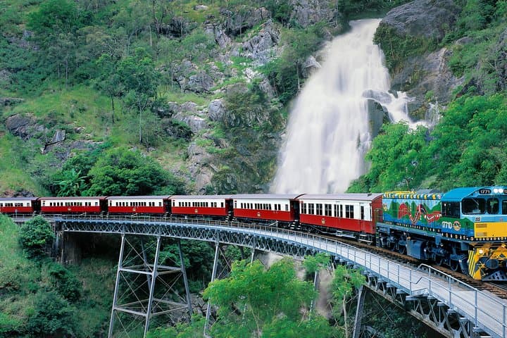 Kuranda Village, Army Duck Tour with Train and Skyrail (KDB)