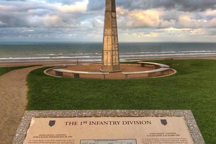 Tour privato della Normandia DDAY Spiagge da Parigi
