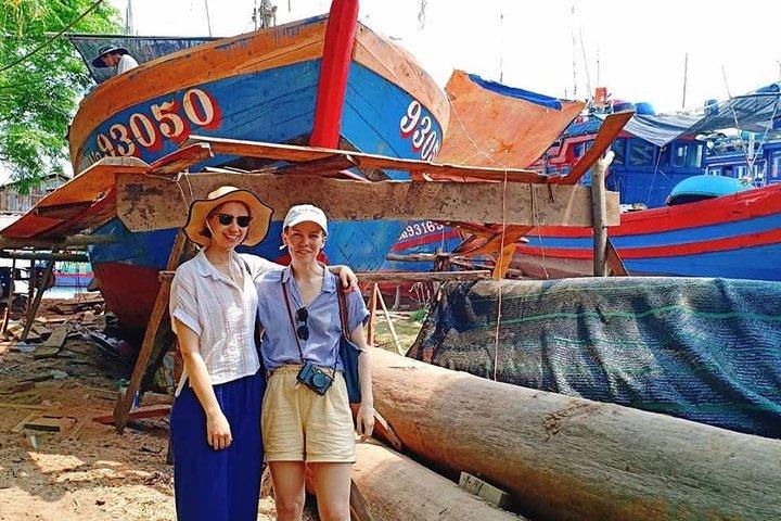 Hoi An Daily Walking Tour con Boat Trip per visitare Cam Kim Island in bicicletta