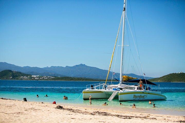 Icacos Einsame Insel Katamaran, Schnorchel und Picknick-Kreuzfahrt