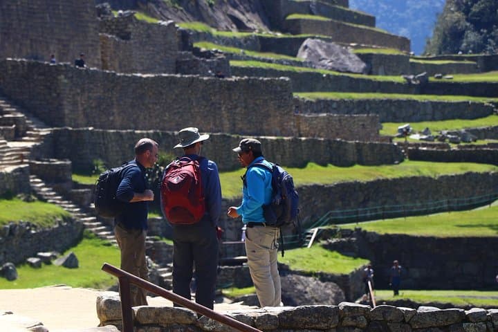 Machu Picchu Group Guiding Service