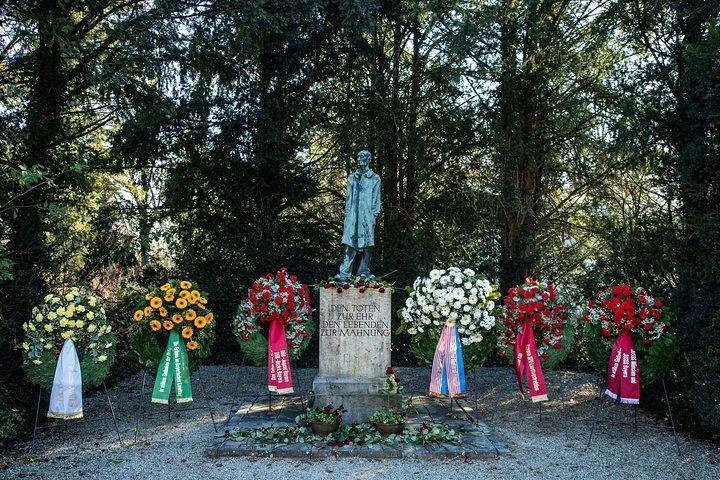 Excursão ao Memorial do Campo de Concentração de Dachau saindo de Munique de trem