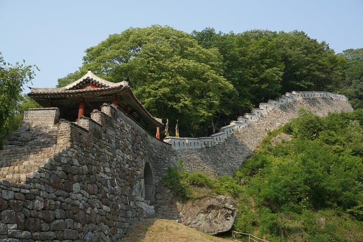 Namhansanseong UNESCO Historical Sites and Korean Folk Village-Private Tour