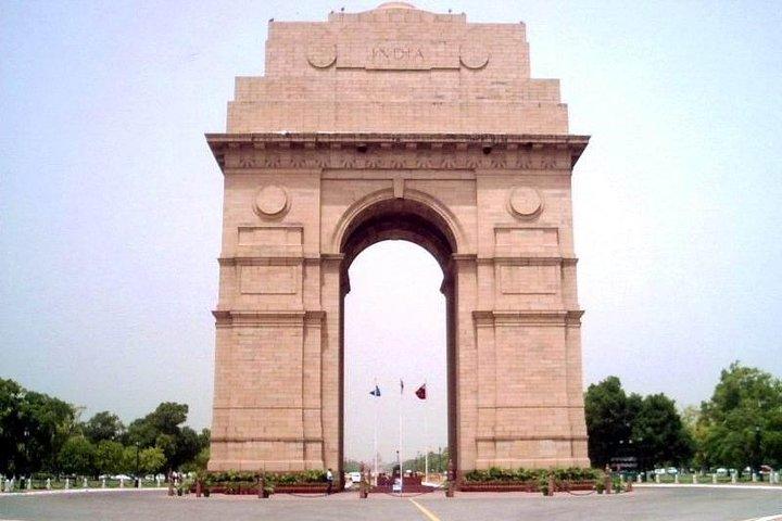 Delhi Agra Jaipur Udaipur Rajasthan 9 Days Tour ニューデリー発