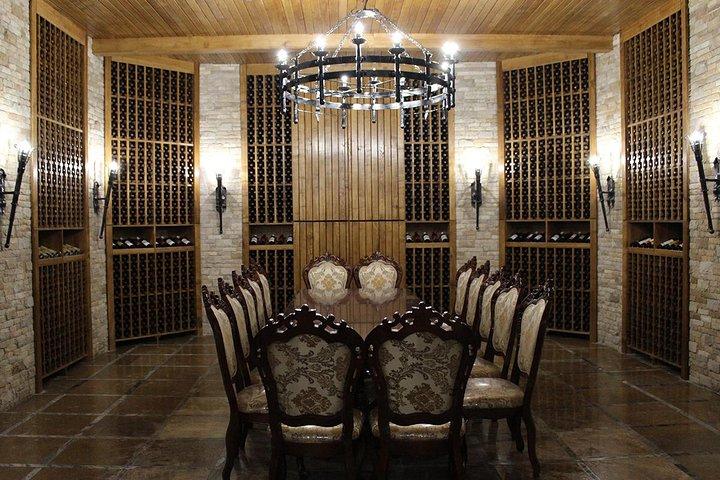 GROUP-Milestii Mici Winery, Transnistria und Bender Fortress