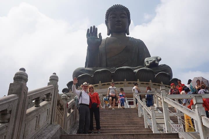 Full-Day Private Tour of Lantau Island including Big Buddha and Tai O