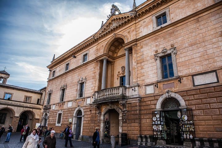 Orvieto and Civita di Bagnoregio Full Day Private Tour from Rome