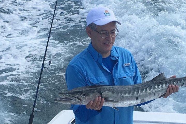 Snorkel privado o pesca desde Nassau - 31ft sentado Bonito
