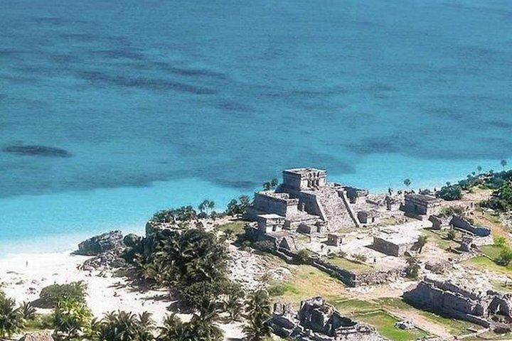 Private Tour: Tulum schwimmt mit Schildkröten und wilder Cenote im Dschungel