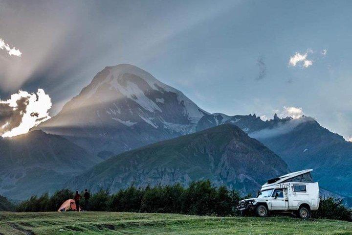 Excursão privada Ananuri-Kazbegi-Gudauri