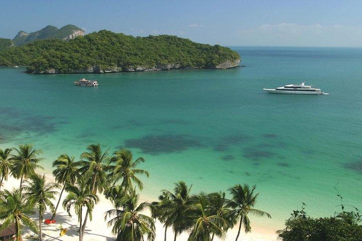 Tour in motoscafo di Angthong Park: Escursioni & Snorkeling Avventura