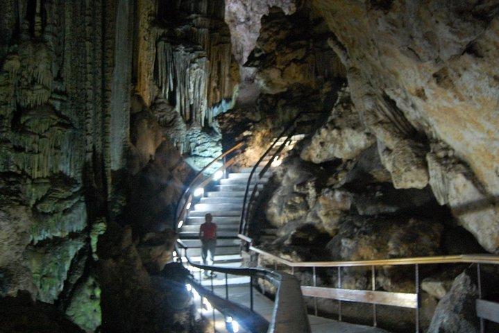 Excursões privadas de Málaga às cavernas de Nerja, Frigiliana e Nerja