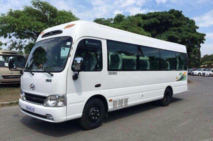 プライベート出発転送:ニャチャンシティホテルからカムラン空港まで
