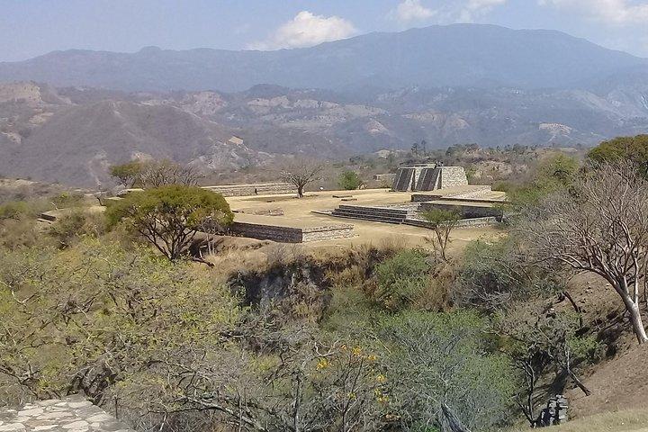 Tour delle rovine Maya di Mixco Viejo e del mercato dei fiori indigeni