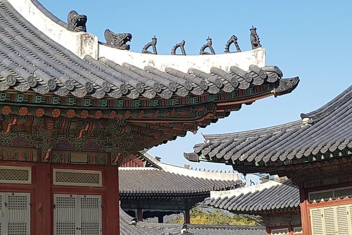 Best Walking Tour to Gyeongbok Palace Bukchon Hanok Village