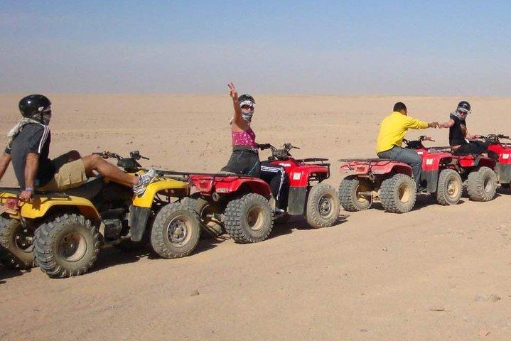 Morgendliche Wüstensafari mit dem Quad ab Marsa Alam