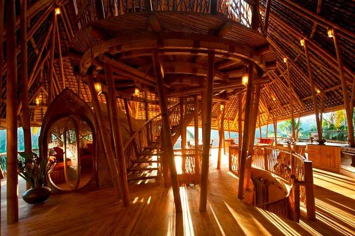 Excursão pela vila de bambu de Bali com refresco
