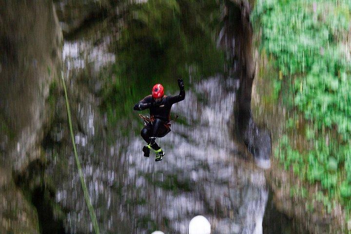 Canyoning Lake Bled Slovenien - Gratis billeder og videoer