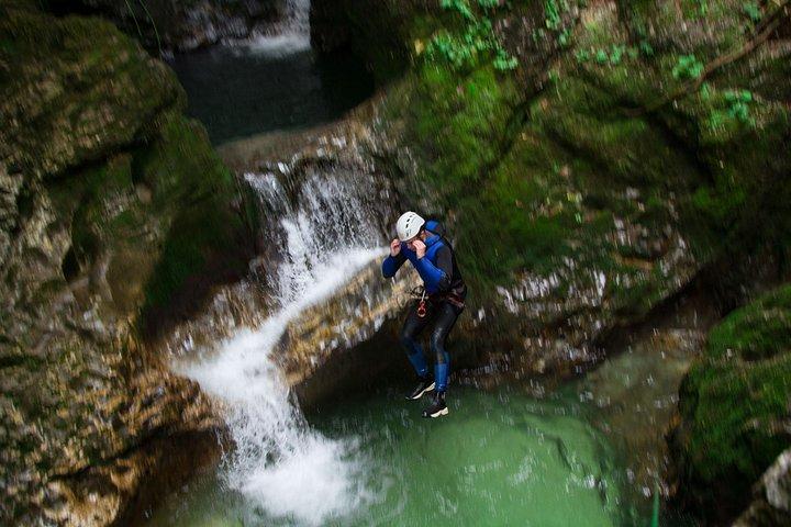 Canyoning Lake Bled Slovenien - Gratis billeder og videoer